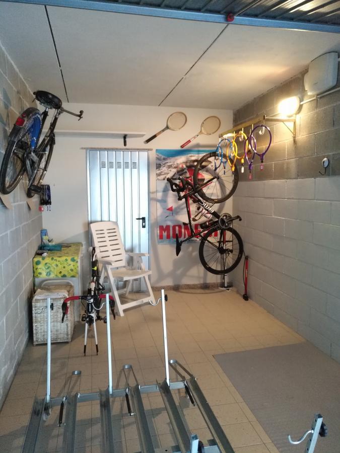 Residence Colibri Family & Bike Лоано Экстерьер фото